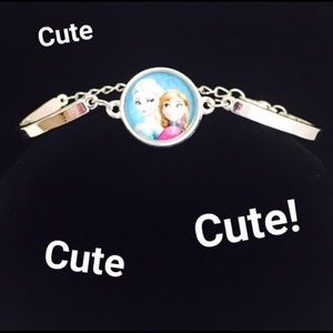 💎 NWT Frozen Elsa Anna Princess Gift Bracelet